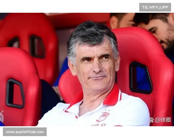 奥林匹亚科斯主帅调整战术欲报复埃因霍温资格赛双杀之仇